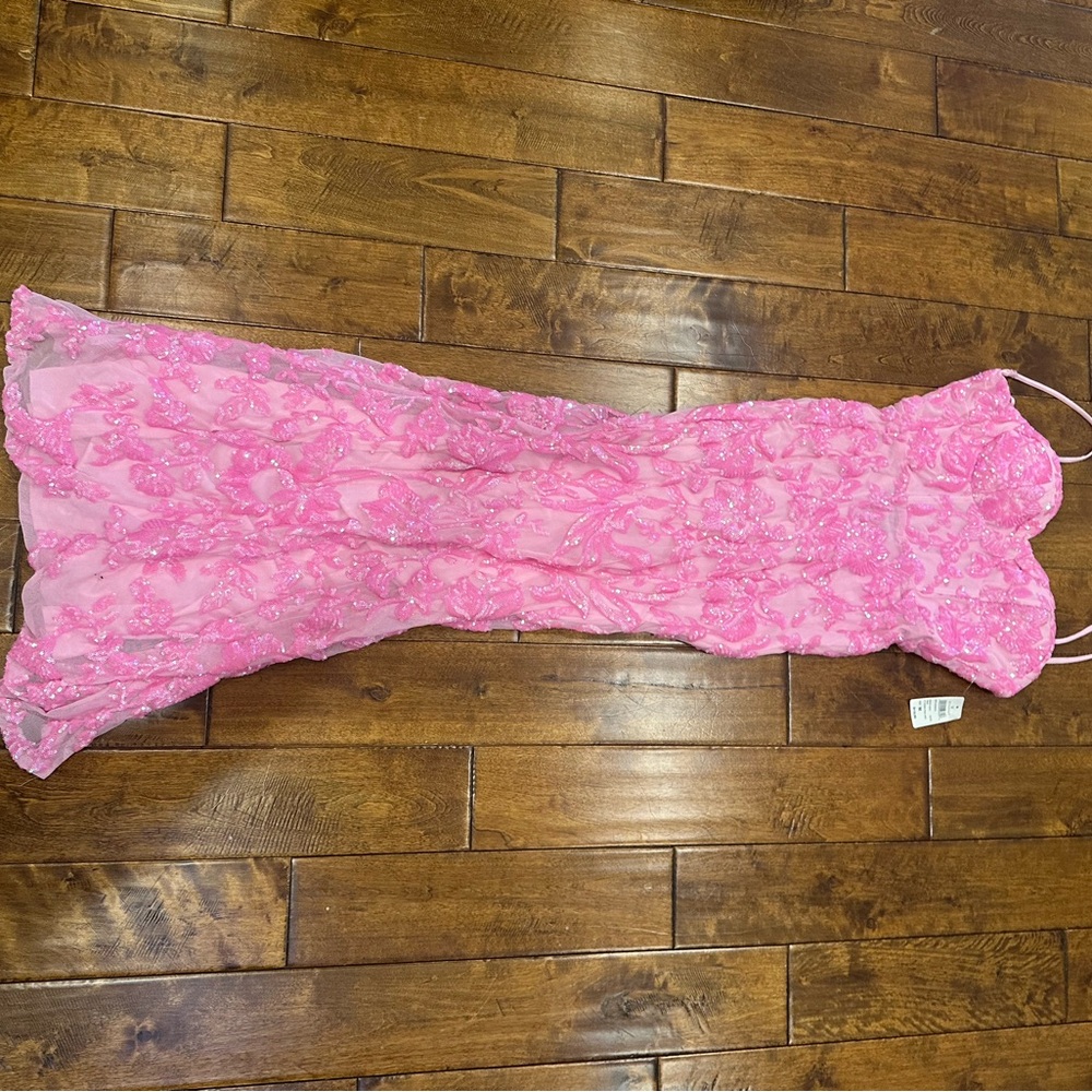 Windsor‎ Pink Beaded Strapless Dress - Picture 2 of 3